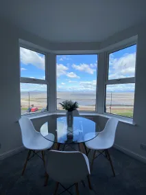 Eden Escapes Serviced Apartments - Vue de la chambre
