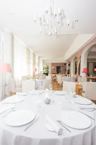 Logis Hôtel La Magnanerie - Côté Bistro - Restaurant