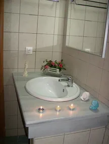 Sunshine Studios & Apartments - Badrum