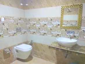 Hotel Himdhara, Near Mall Road Dalhousie - Bathroom
