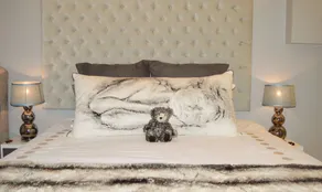 1AA Wilhelmina Luxury Suites - Zimmer