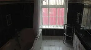 Castle Inn - Bathroom