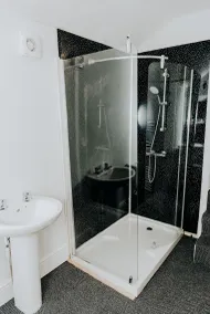 Regent Cosy Homes - Baño