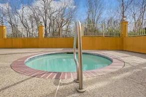 La Quinta by Wyndham Pearland - Pool