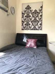 Stanford Suites - Room
