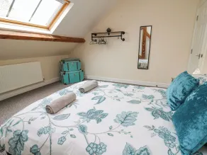 Old Quaker House - Room