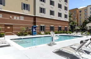 Candlewood Suites - Miami Exec Airport - Kendall by IHG - Piscine