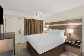 Clarion Pointe Kennesaw Town Center - Chambre