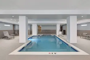 TownePlace Suites by Marriott Cincinnati Downtown - Piscine
