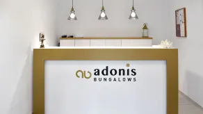 Bungalows Adonis - Recepción