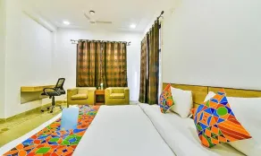 FabHotel Rallkmas - DLF Phase 2 & MG Road Metro - Rum