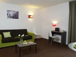 Agréable studio avec 1 chambre à coucher pour 2 personnes - Chambre