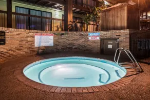 Holiday Inn At Six Flags Saint Louis by IHG - Piscine