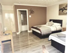 The Bay Horse Accommodation contractors rooms - Habitación