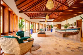 MKNI Hotel - Makani Experience - Recepción