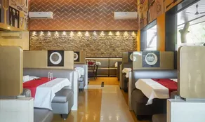 Treebo Brahma Regency - Restaurant