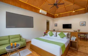 Nanda Hill Resorts - Room