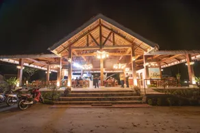 The Acacia Glamping Park - Reception