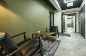 TopFloor Apartments - Lobby