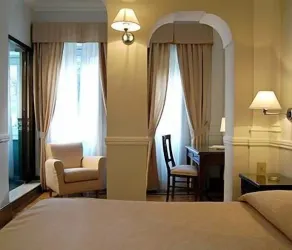 Hotel Flora - Room