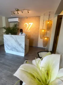 Studio 27 - Reception