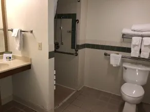 Quality Inn Atchison - Badeværelse