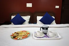 Hotel O Rajmahal - Room