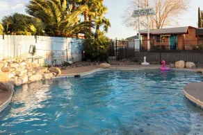 Trail Rider's Inn - Piscine
