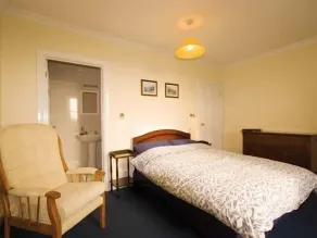 East House - Room