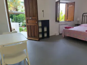 Nut House Apartment Near the sea in a Villa With Garden - Værelse