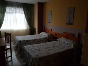 HOTEL OS PAZOS familiar - Room