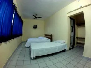 Hotel Harmonia - Habitación