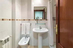 Apartamentos Silken Playa de Toró - Bathroom