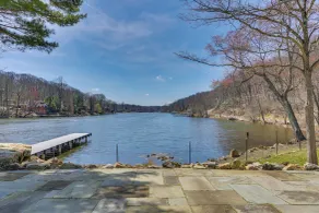 Serene Hopatcong Cottage w/ 50-foot Dock! - Interiør