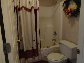 Royal Inn and Suites - Bad