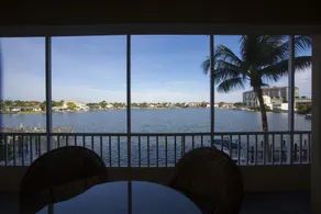 Vanderbilt Beach Resort - Vue de la chambre