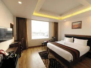 Abode By Aliste Hotels- 2 minutes walking to Golden Temple, Amritsar - Room