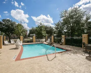 Sleep Inn & Suites Hwy 290-NW Freeway - Piscina