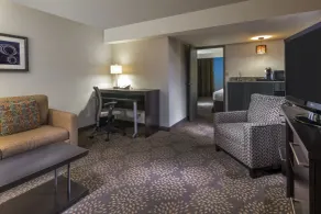 Holiday Inn and Suites Phoenix Airport North by IHG - Chambre