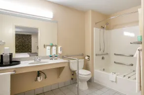 Americas Best Value Inn - Rome - Salle de bain