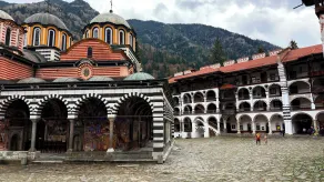 Exclusive Stay Inside the Rila Monastery - Ausblick vom Zimmer