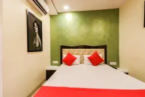 OYO 15617 Abi's Inn - Camera