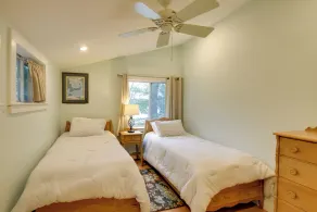Falmouth Vacation Rental On Highland Lake! - Innvendig
