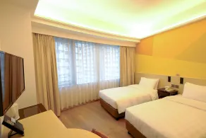 South Pacific Hotel - Zimmer