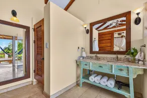Ocio Villas Mal Pais - Bathroom