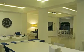 Apollon Resort - Sitteområde i lobbyen