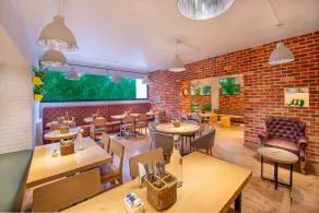 bloomrooms @ Janpath - Restaurant