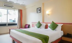 Treebo Brahma Regency - Room