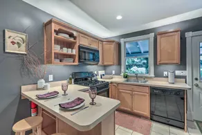 Charming Lambertville Retreat - 1 Mi to River! - Interior