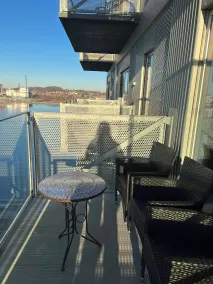 New and bright apartment by Aalborgs Havnepromenade - Sacada